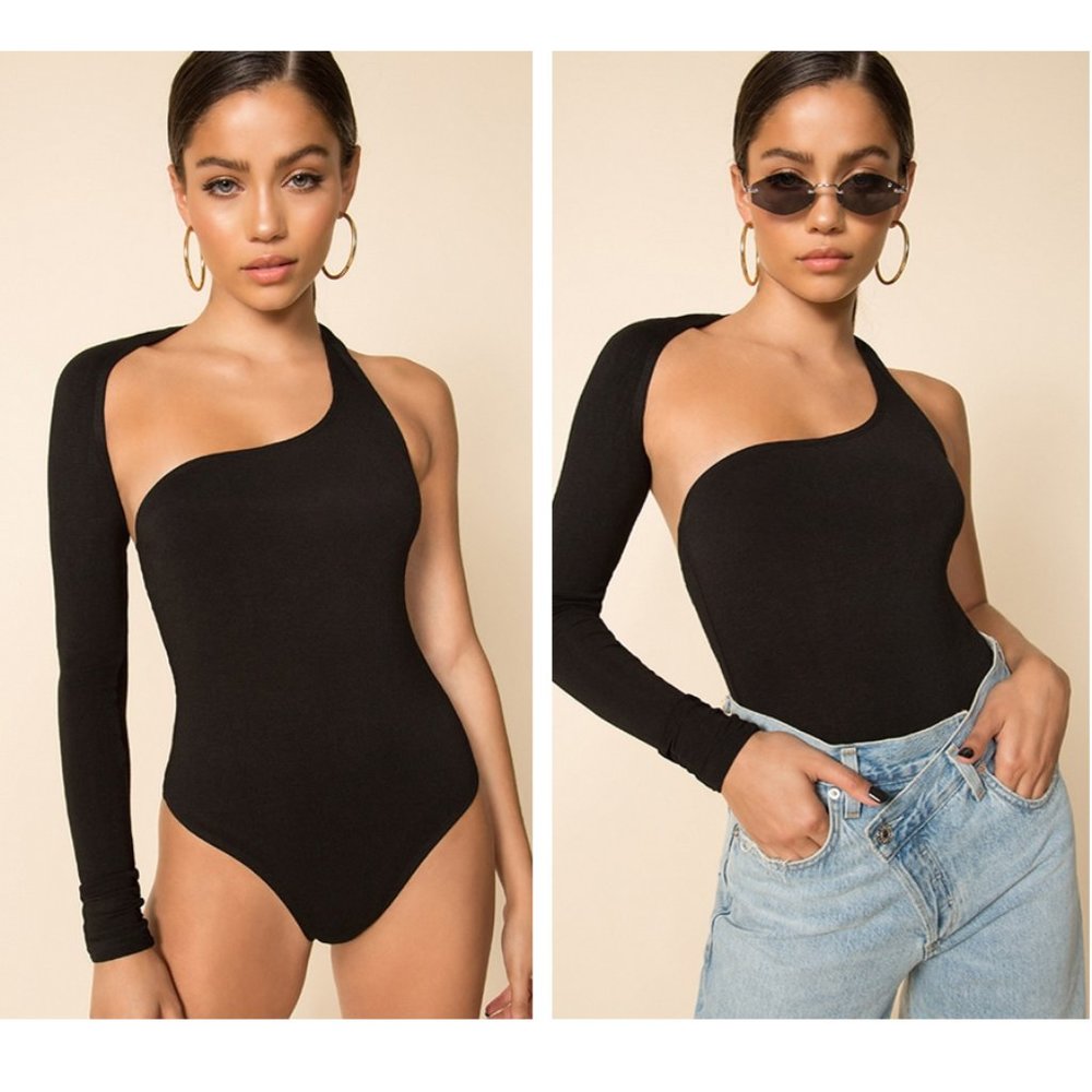 superdown NEW Alessandra Asymmetrical Edgy Bodysuit in Black